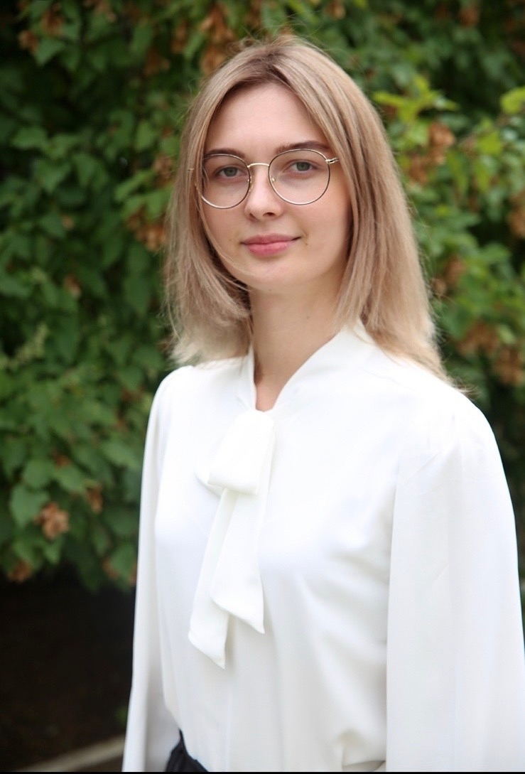 Попова Анна Вячеславовна